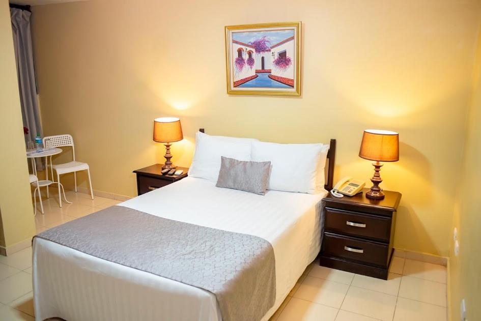 Hotel Real Bella Vista Santo Domingo Dış mekan fotoğraf
